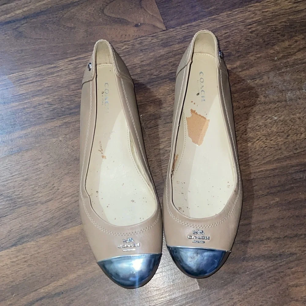 COACH Chelsea  ballet leather flats size 7.5